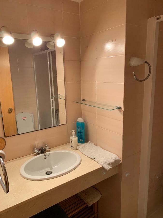 Apartamento Cambrilsfornia Lägenhet Exteriör bild